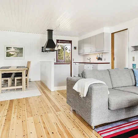 別荘 Four-bedroom In