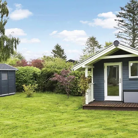 別荘 Four-bedroom In Dronningmølle
