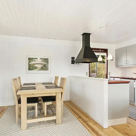 Schönes Haus In Dronningmølle Mit Wlan *